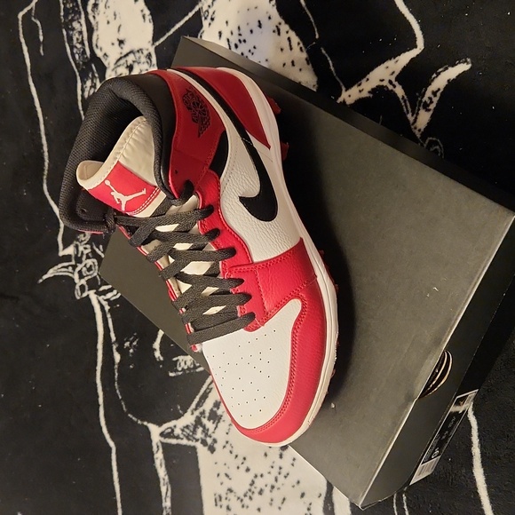 AIR JORDAN I MID TD CLEATS SIZE 9.5 - Picture 1 of 3